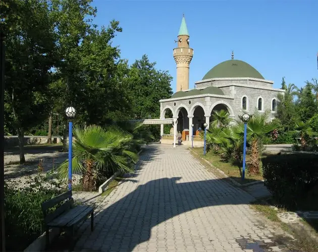 Nearby Place 1