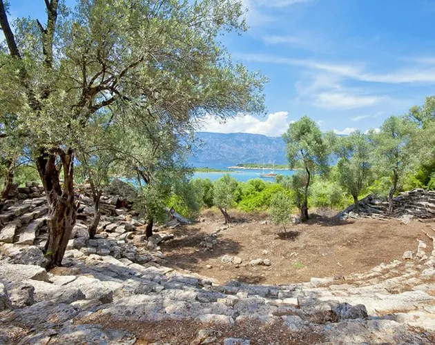 Nearby Place 1