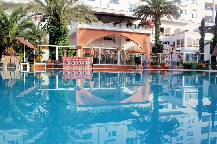 detail-hotel-img