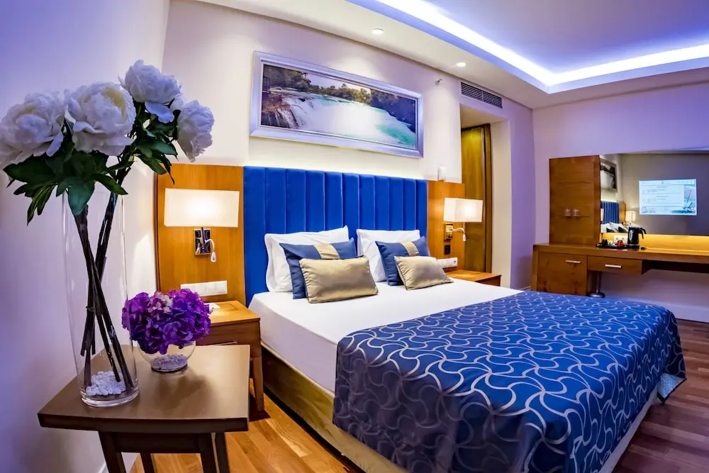 detail-hotel-img