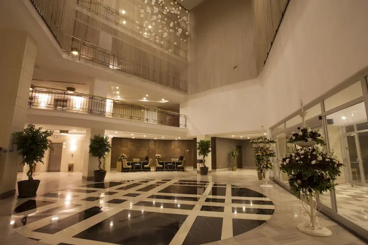 detail-hotel-img