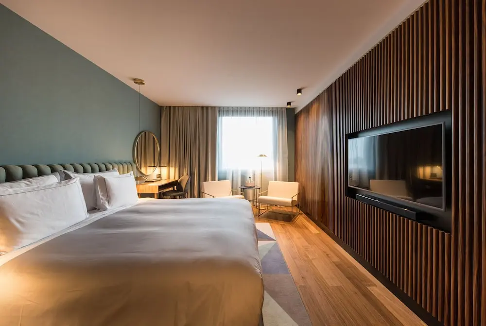 detail-hotel-img