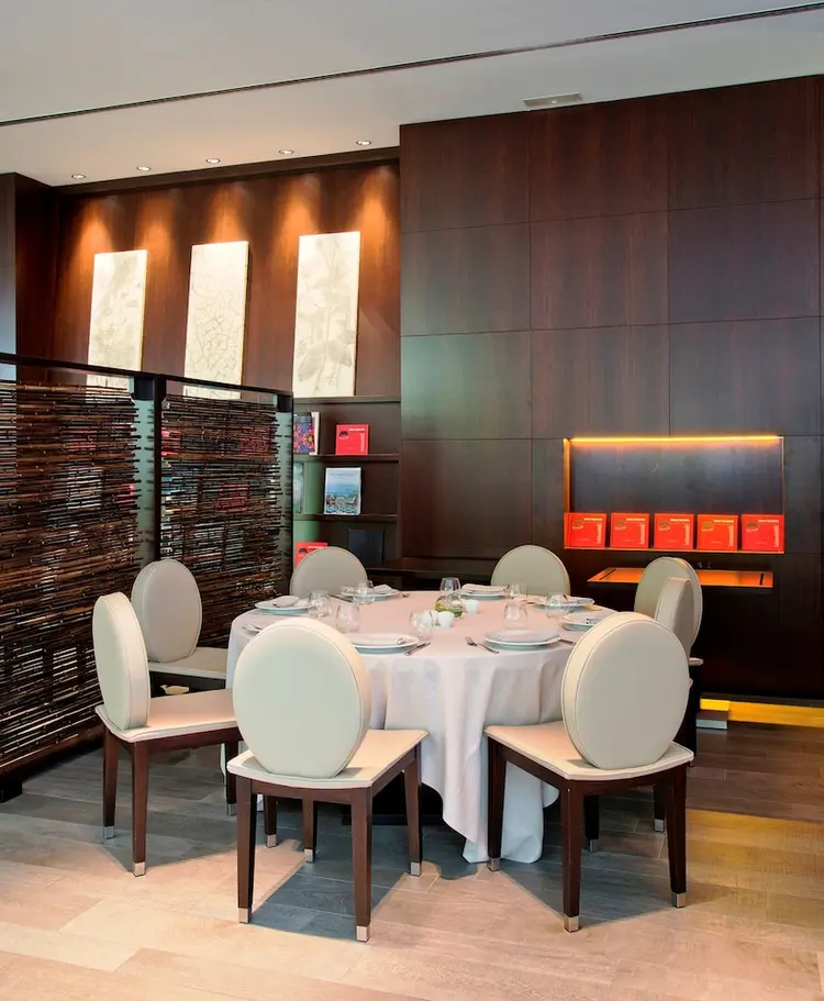 detail-hotel-img