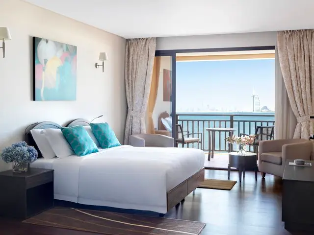 detail-hotel-img