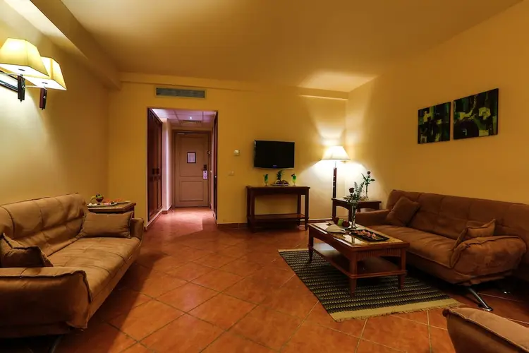 detail-hotel-img
