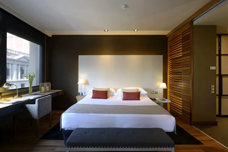 detail-hotel-img