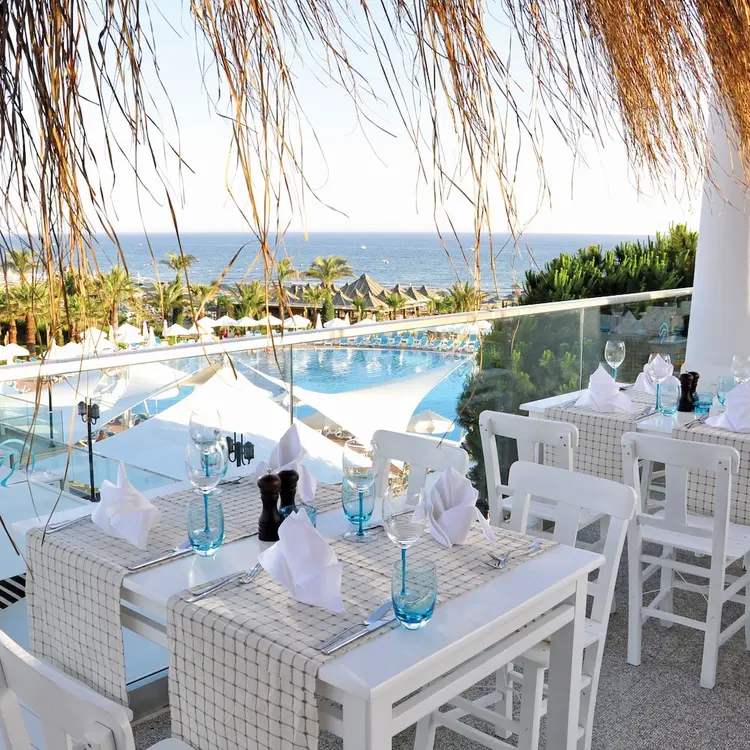 detail-hotel-img