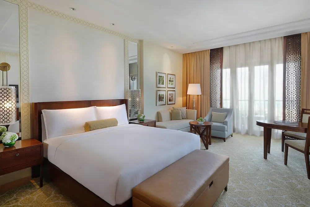 detail-hotel-img