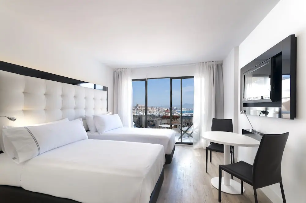 detail-hotel-img