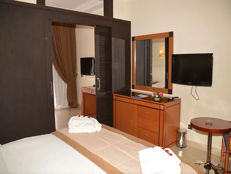 detail-hotel-img
