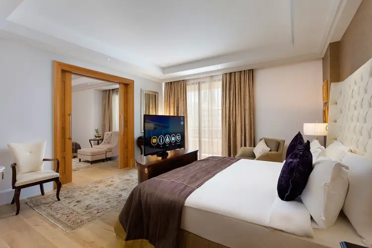 detail-hotel-img