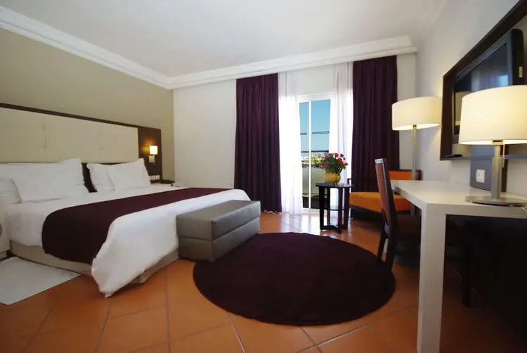detail-hotel-img