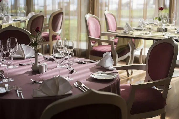 detail-hotel-img