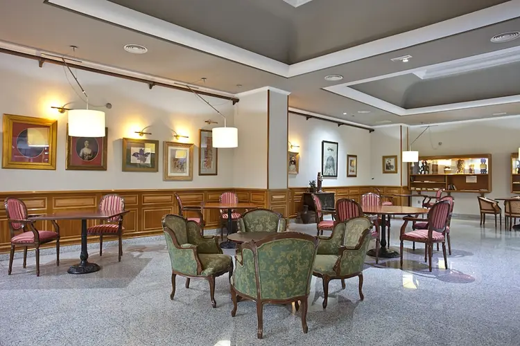 detail-hotel-img