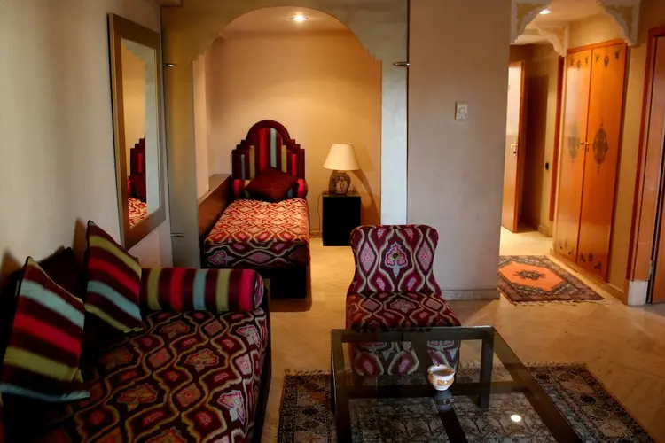 detail-hotel-img