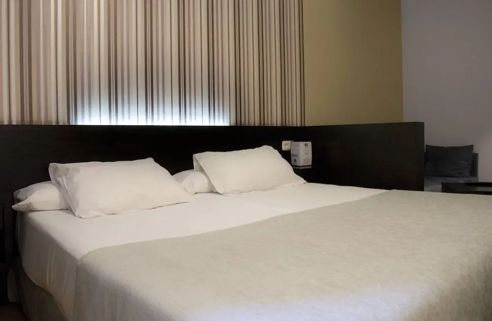 detail-hotel-img
