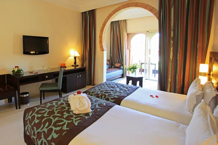 detail-hotel-img