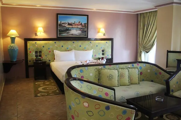 detail-hotel-img