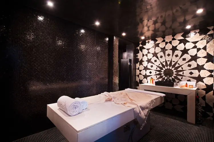 detail-hotel-img