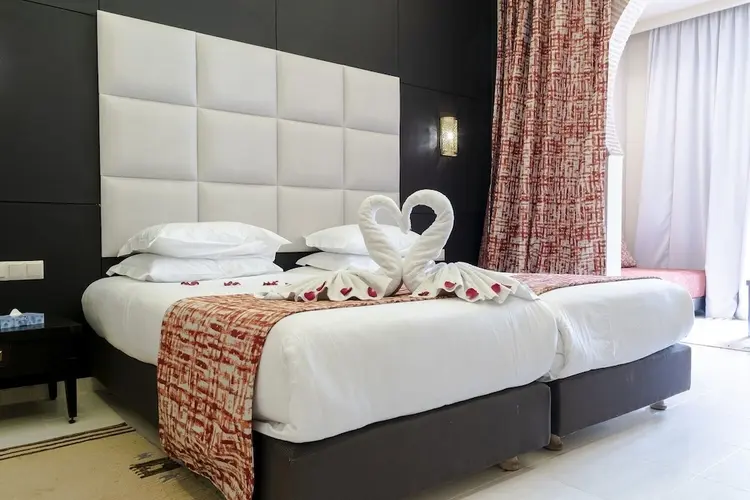 detail-hotel-img