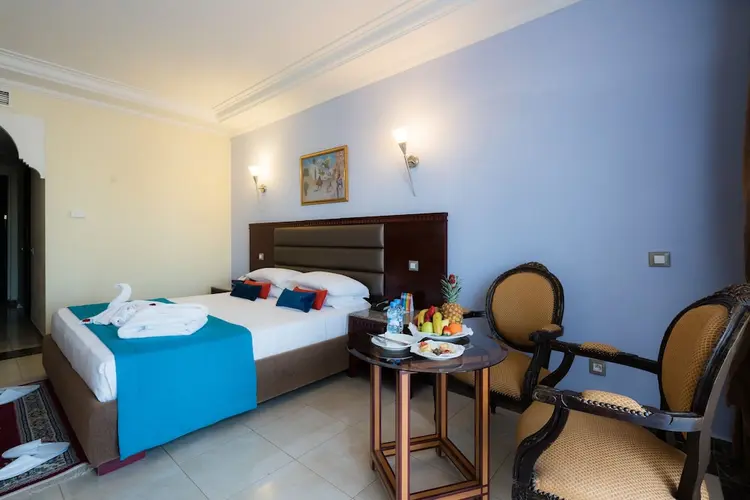 detail-hotel-img
