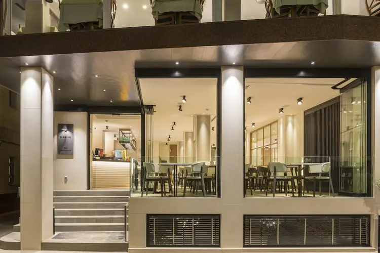 detail-hotel-img