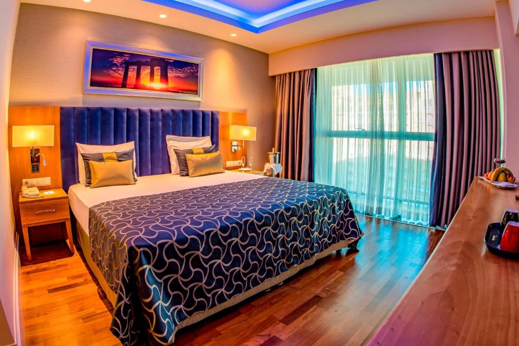 detail-hotel-img