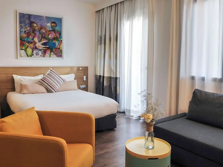 detail-hotel-img