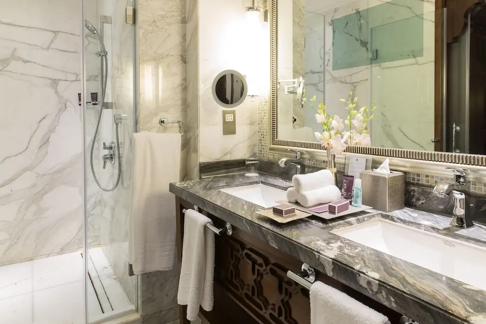 detail-hotel-img
