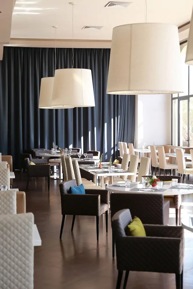 detail-hotel-img