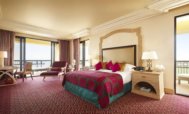 detail-hotel-img
