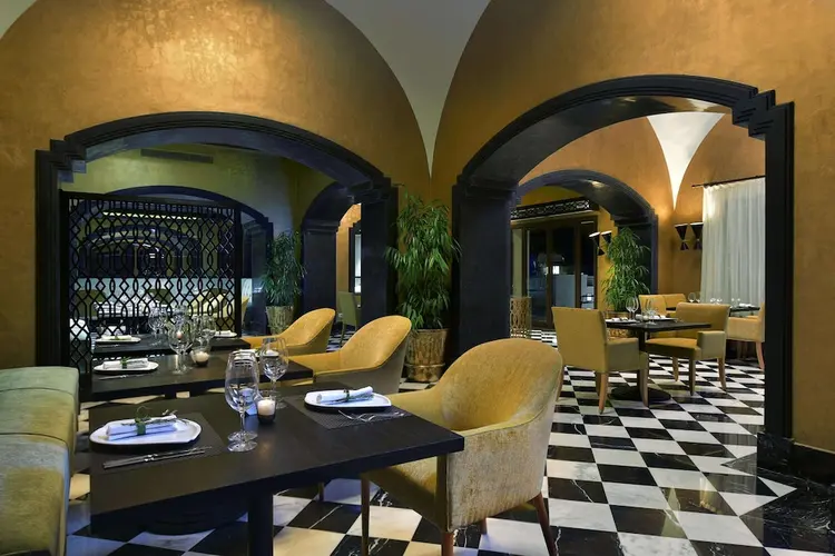 detail-hotel-img