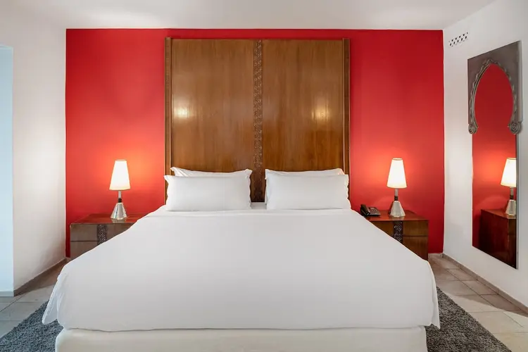 detail-hotel-img