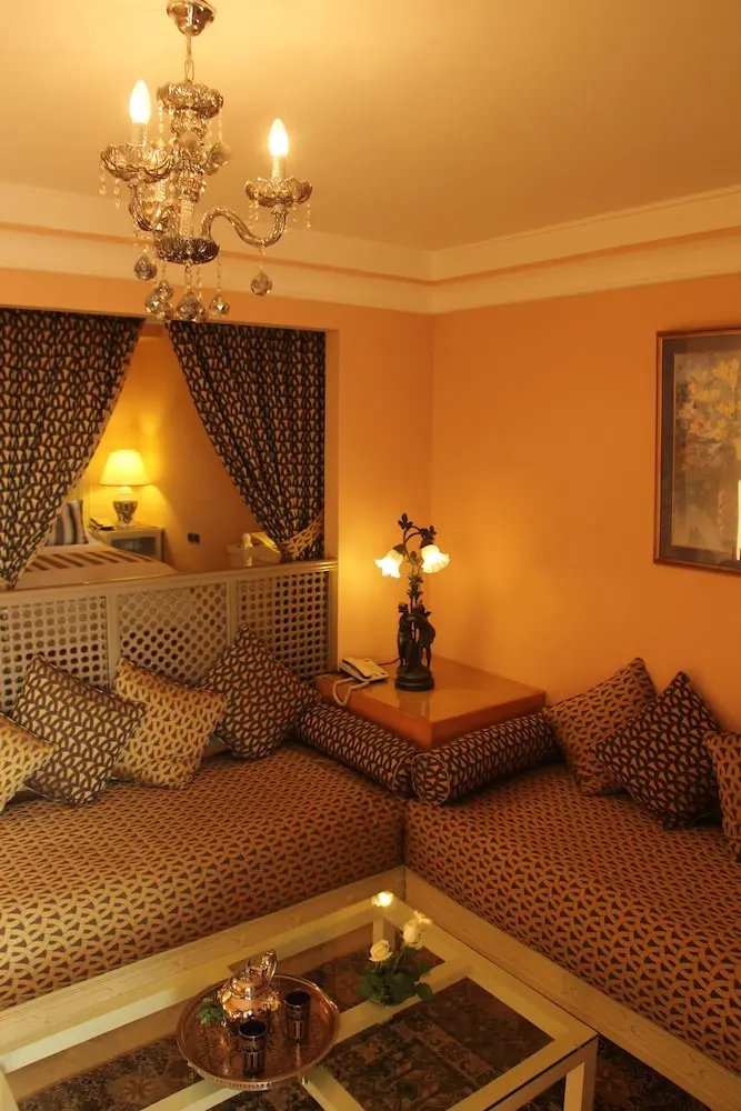 detail-hotel-img