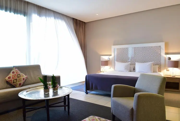 detail-hotel-img