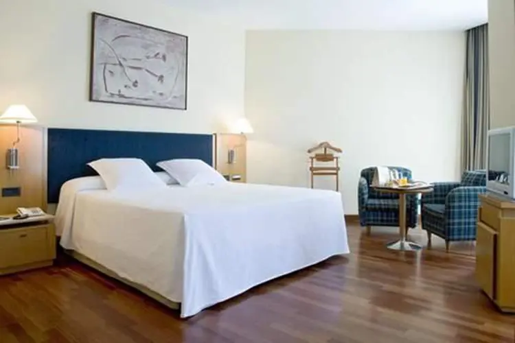 detail-hotel-img
