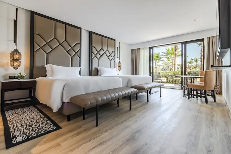 detail-hotel-img