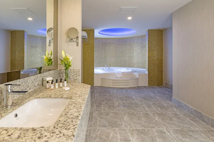 detail-hotel-img