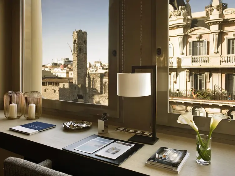 detail-hotel-img