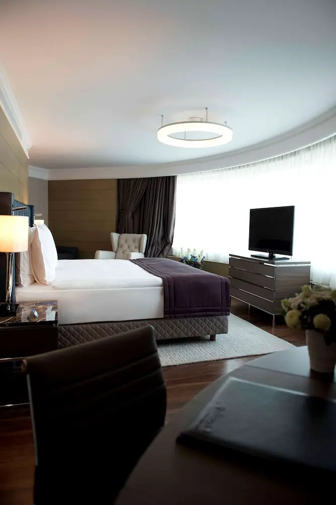 detail-hotel-img