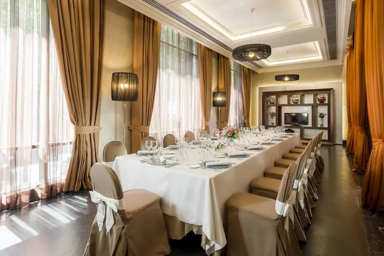 detail-hotel-img