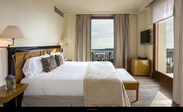 detail-hotel-img