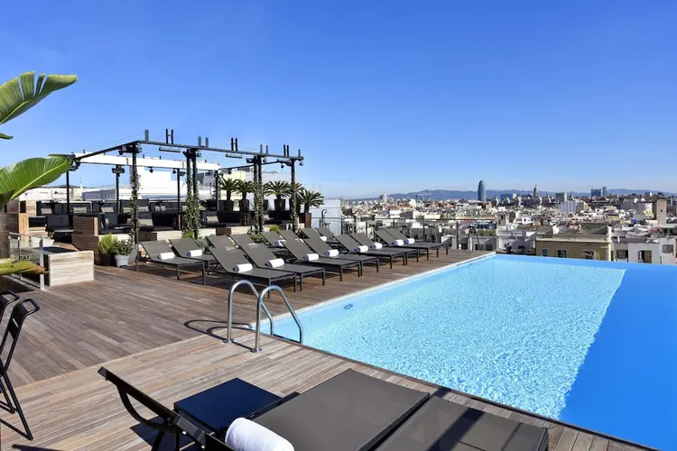 detail-hotel-img