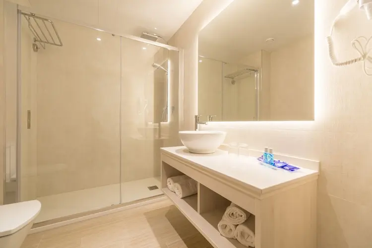 detail-hotel-img