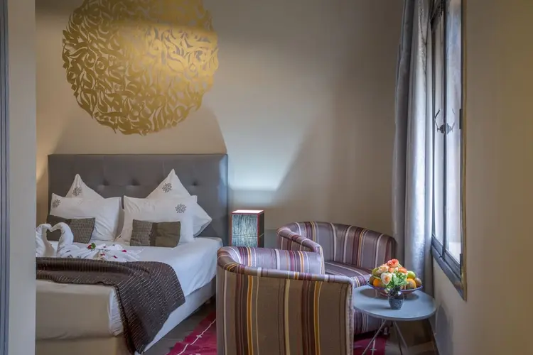 detail-hotel-img