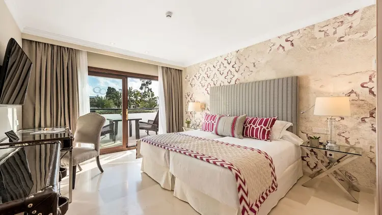 detail-hotel-img