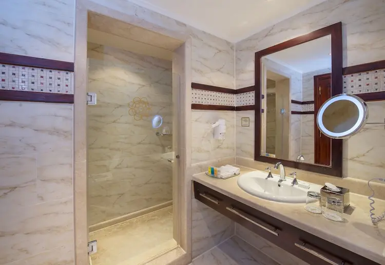 detail-hotel-img