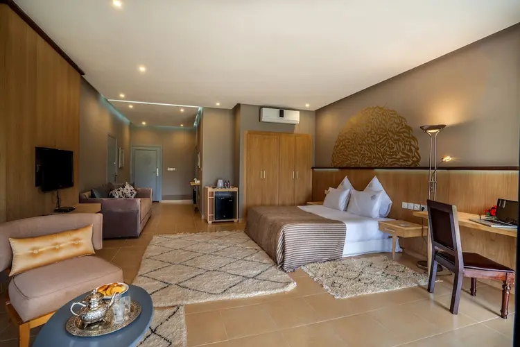 detail-hotel-img