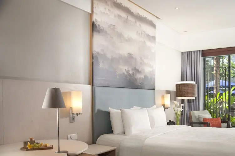 detail-hotel-img