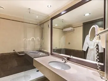 detail-hotel-img